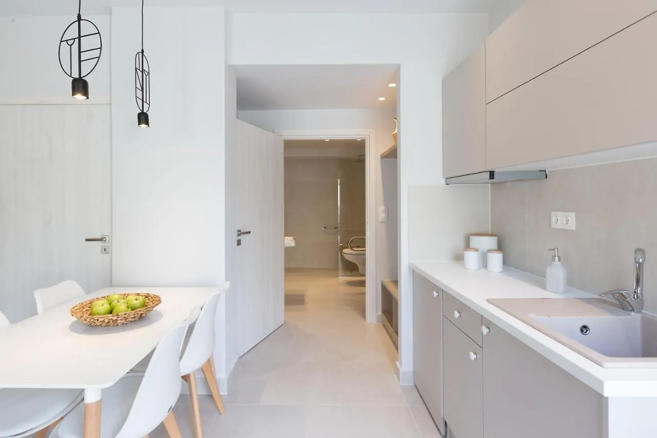 Calmare Suites Rethimnon 2*,