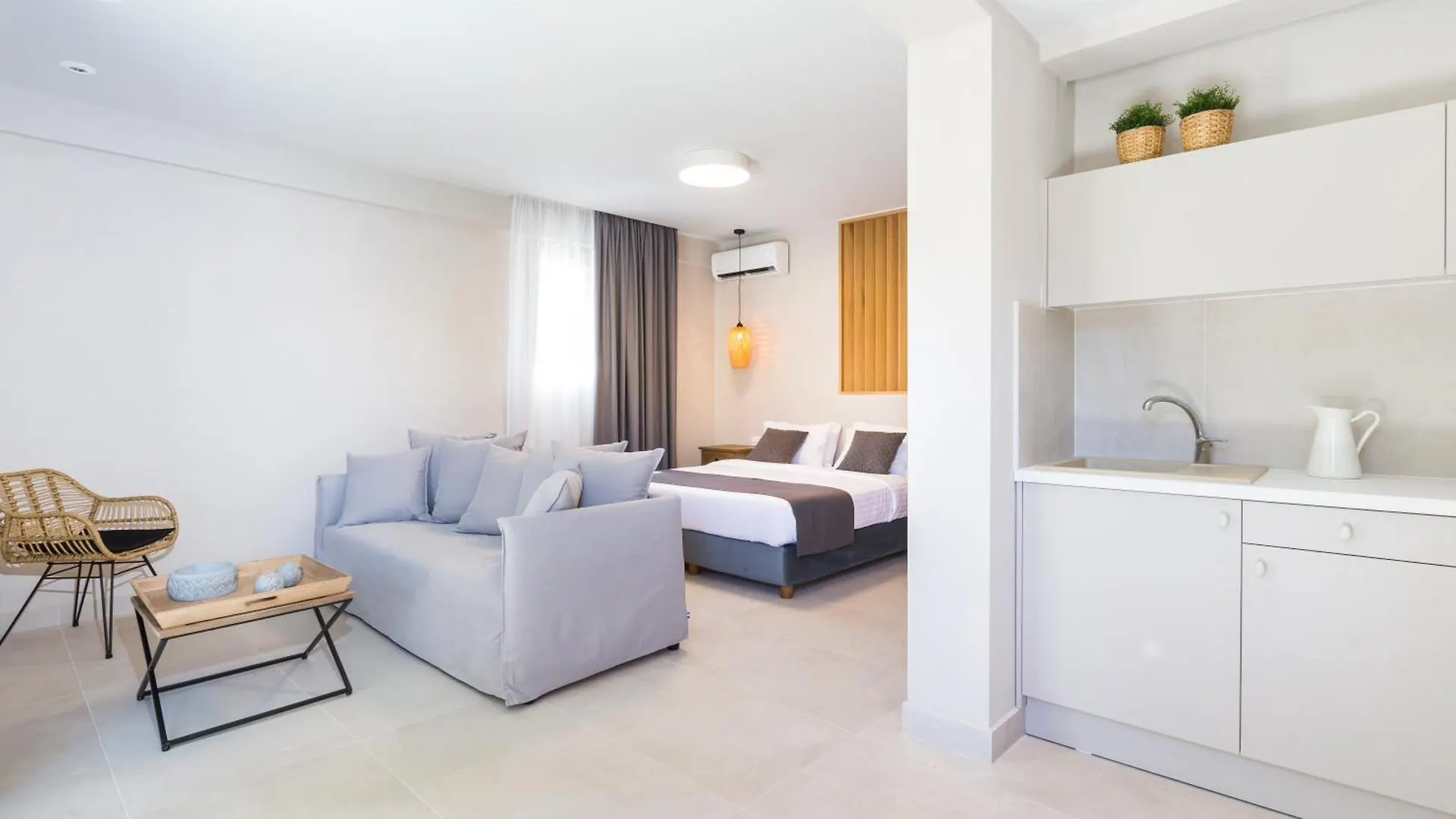 Calmare Suites Rethimnon Hotel
