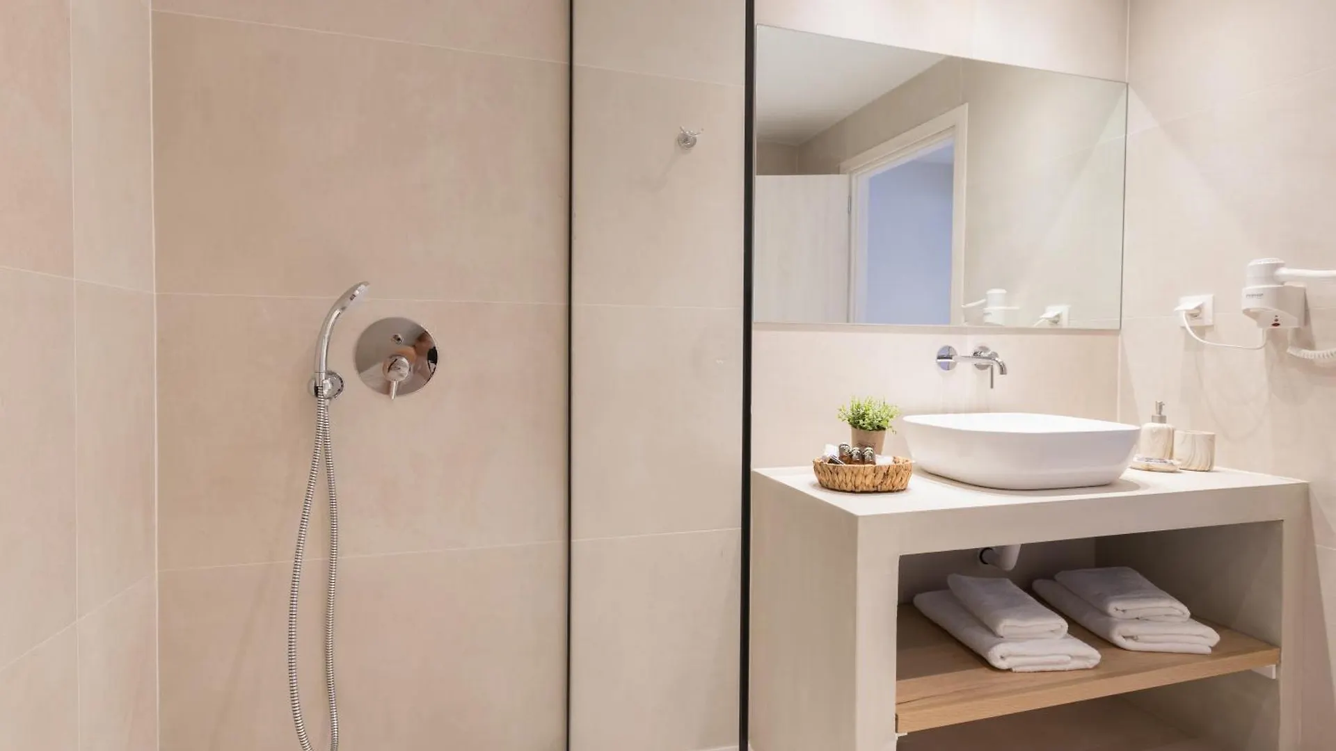 Calmare Suites Rethimnon