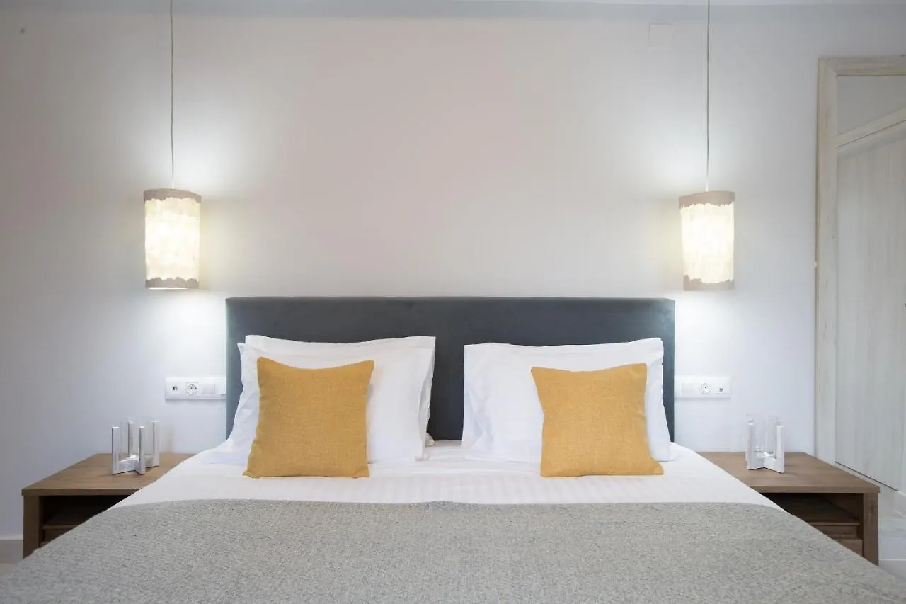 Calmare Suites Rethymno  Hotel