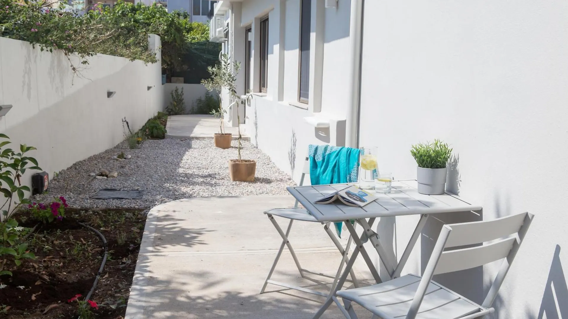 Calmare Suites Rethymno  2*, Rethymno (Crete)