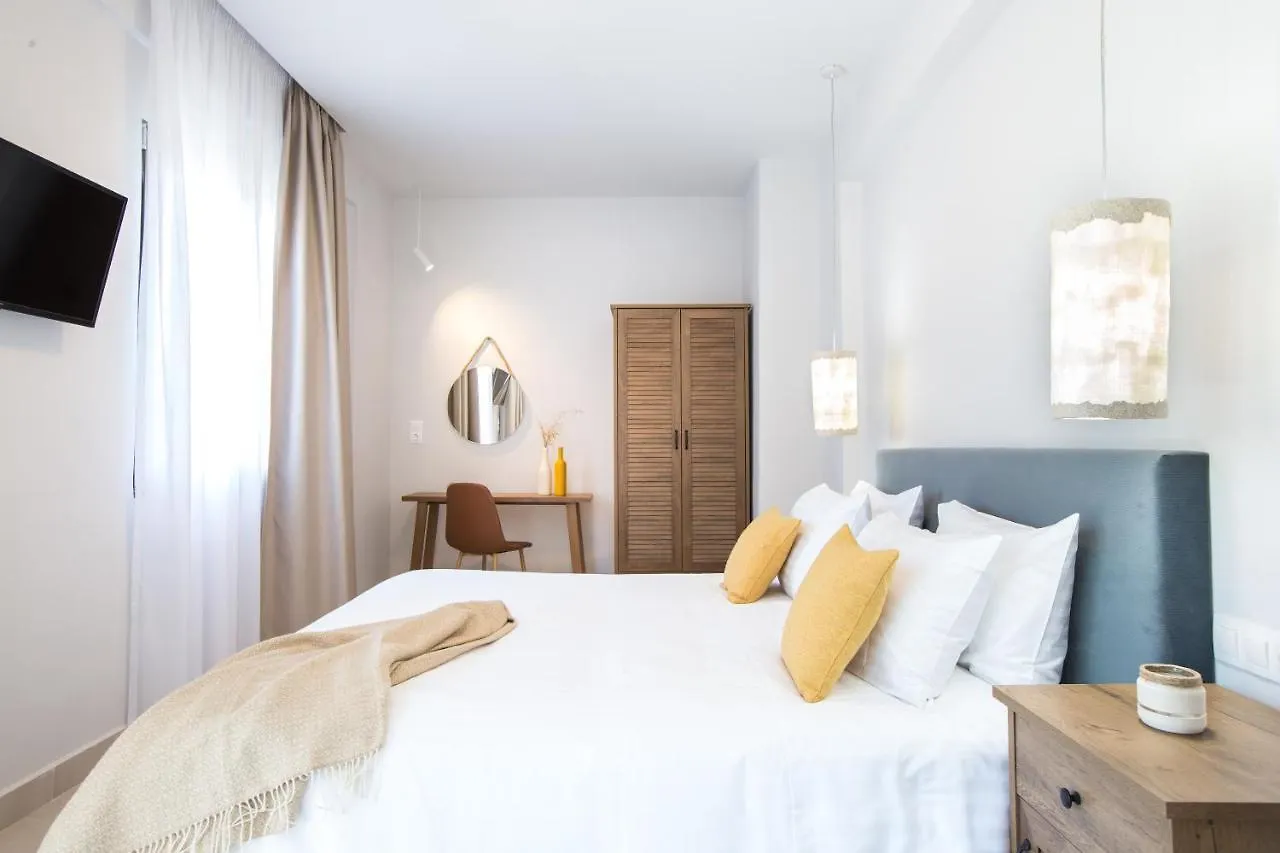 Отель Calmare Suites Ретимно
