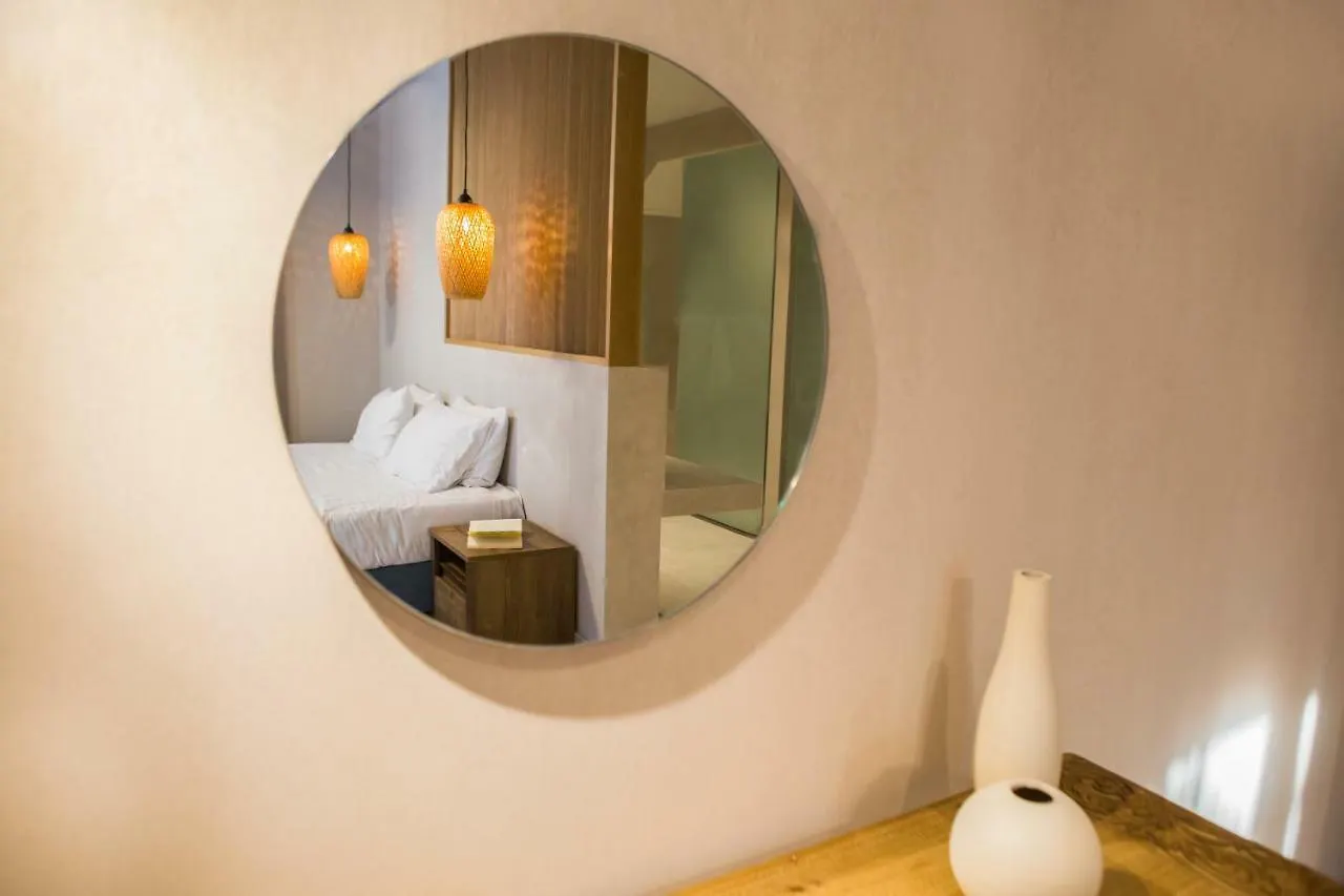 Отель Calmare Suites Ретимно